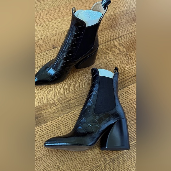 Chloe Wave Croc-embossed Ankle Boots - Picture 1 of 12